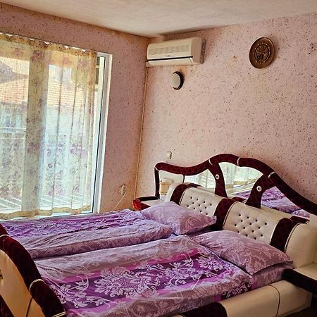 Хоризонт Lägenhet Nesebar Exteriör bild